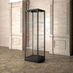 Focus tower showcase with top lights 60cm wide